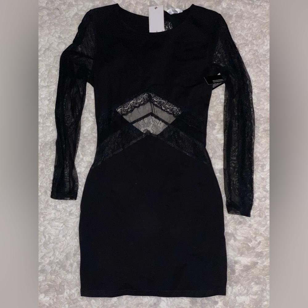 Brand New with Tags Lace Trim Back-Cutout. WYLDR London | Los Angles